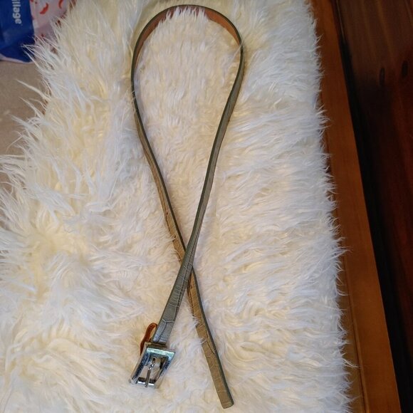 Banana Republic Italian Leather Belt - Picture 3 of 10